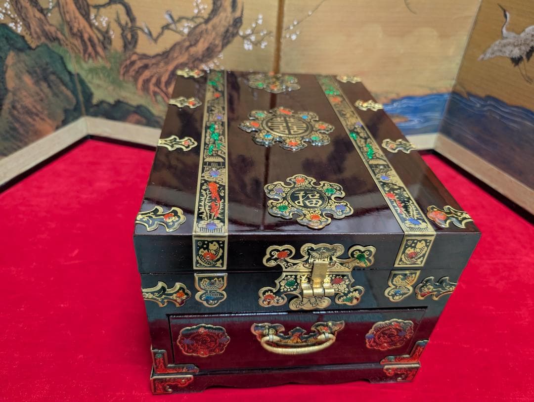 漆　小物入れ　宝石箱　ジュエリーボックス　鏡付　アンティーク　アジアン 鏡張りジュエリーボックス 宝石箱 | Brocante de La Cocotte