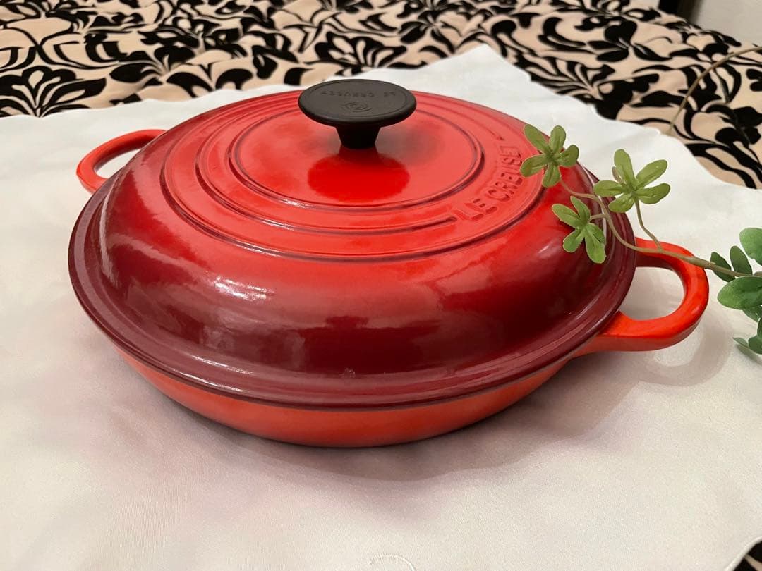 ぽ*ぽ様 【未使用】LE CREUSET ル・クルーゼ 26cm キャセロール Le Creuset（ル・クルーゼ） 公式 鍋 IH IH対応 両手鍋