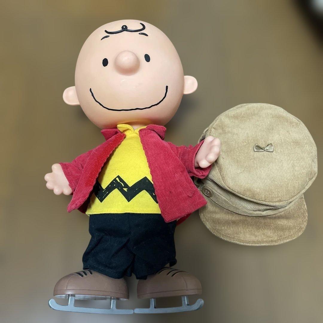 チャーリー・ブラウン ぬいぐるみ スケート靴付き SNOOPY チャーリー・ブラウン ソフトぬいぐるみ チャーリー・ブラウン