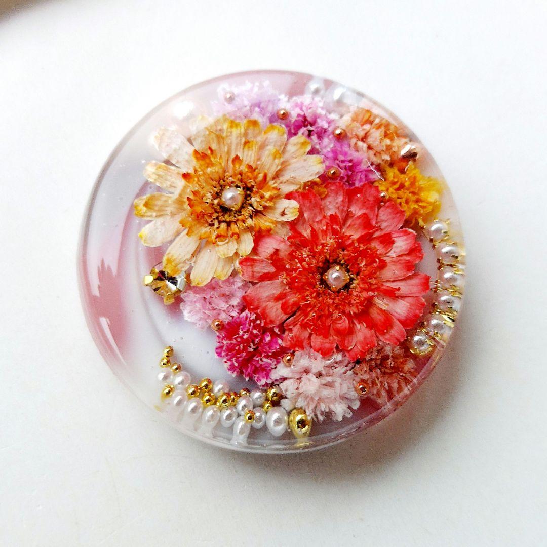 【1361】レジン　マトリカリア　ヘアゴム　ポニーフック　ブロ―チ　ハンドメイド