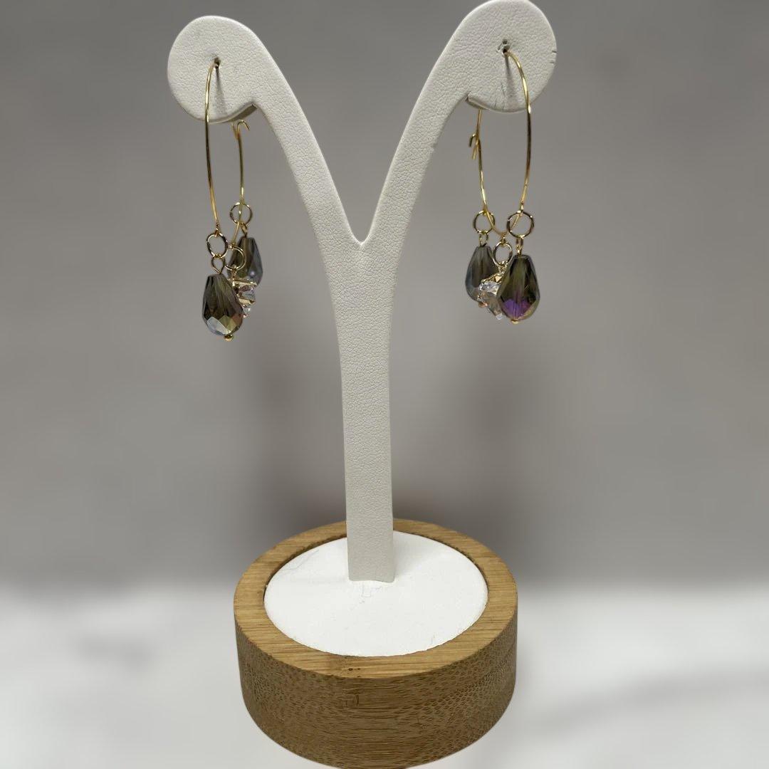 ゴールドフープクリスタルピアス no 18 - メルカリ