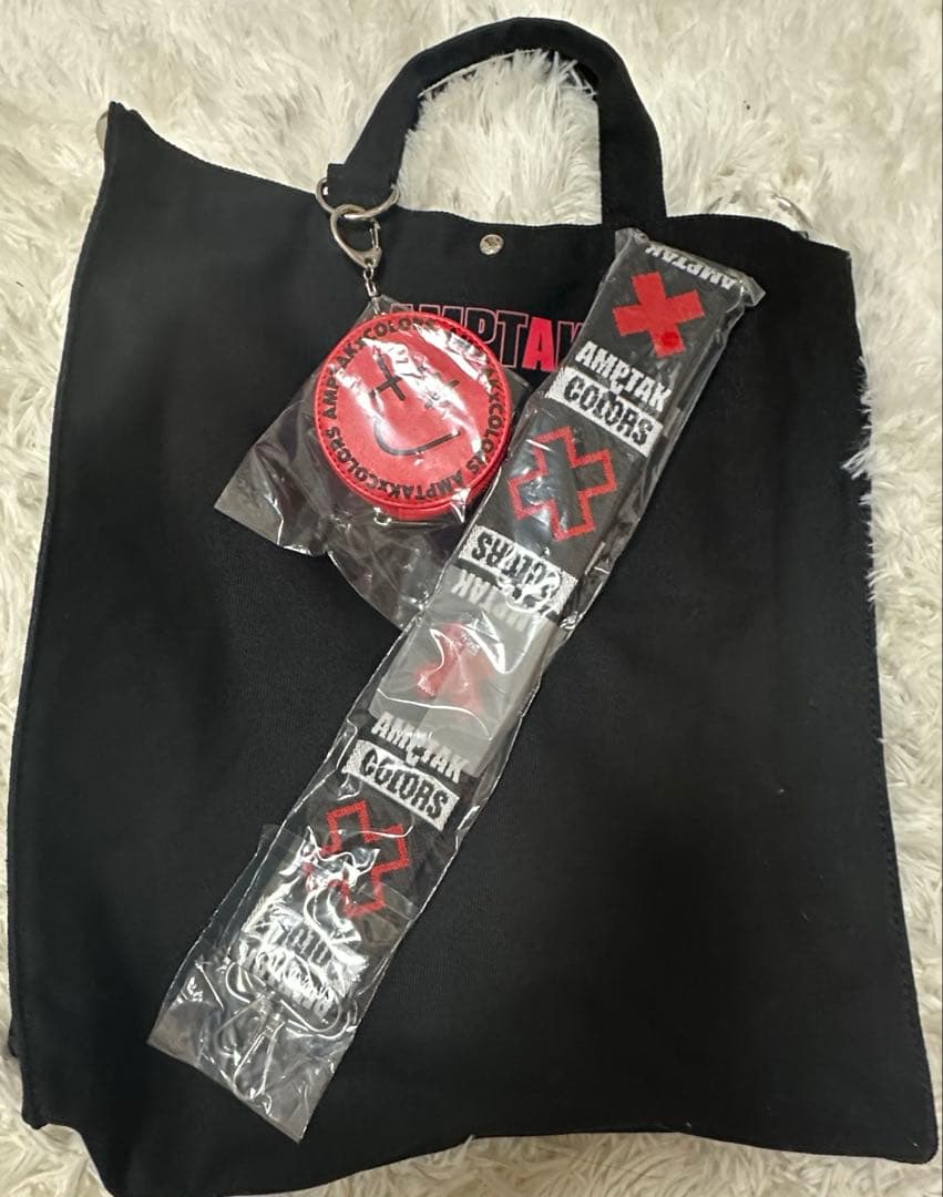 AMPTAKxCOLORS ポーチ付きショルダートート あっと - メルカリ