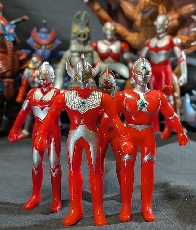 ウルトラマン80＆バルタン星人5代目・グレート＆ゲルガドン他