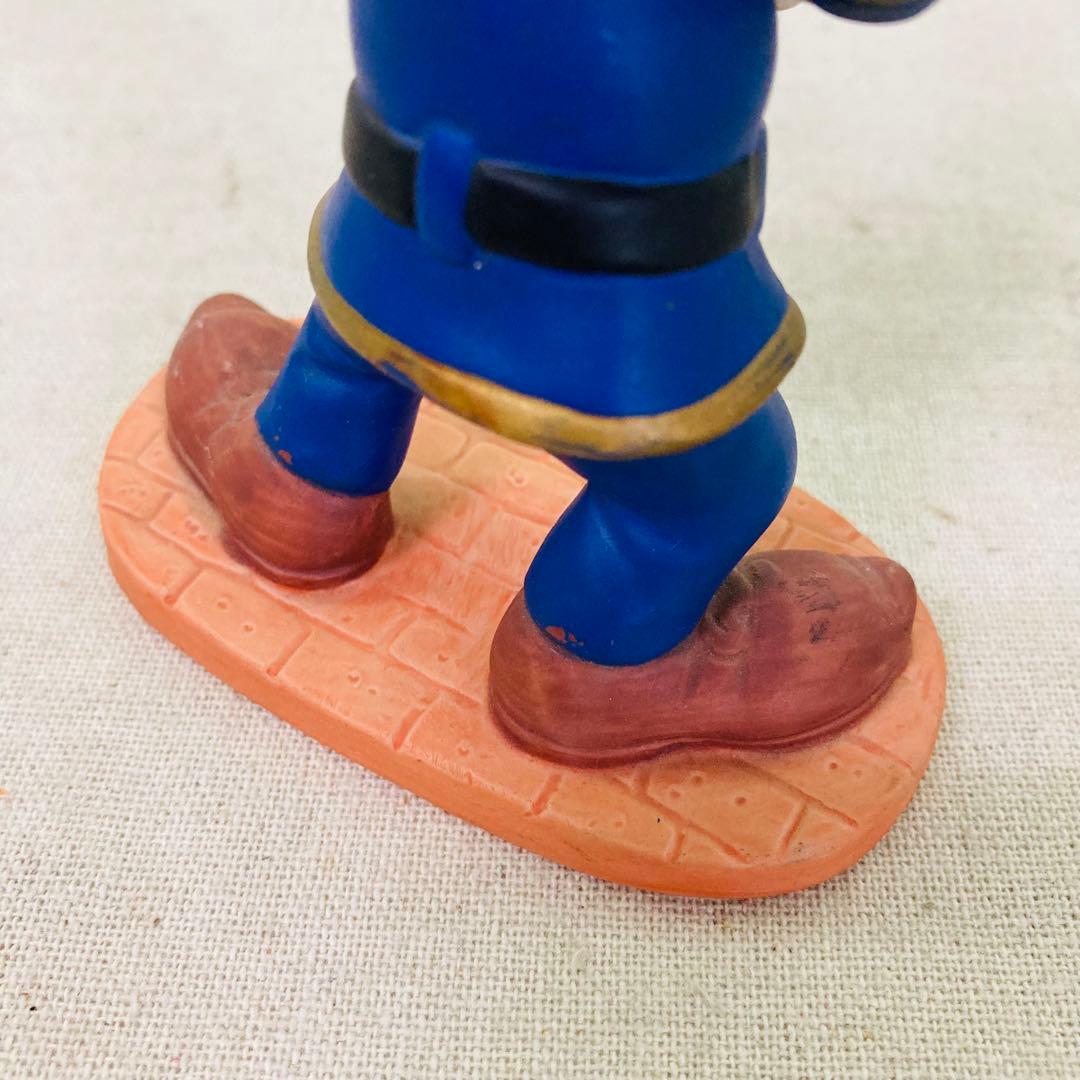 Disney 東京ディズニーランド グーフィーフィギュア 陶器 置物 - メルカリ