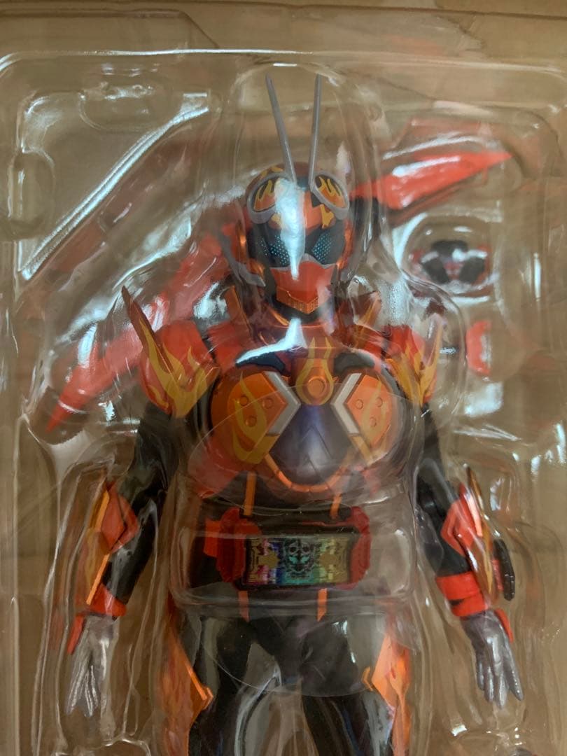 s.h.figuarts 仮面ライダーファイヤーガッチャードデイブレイク