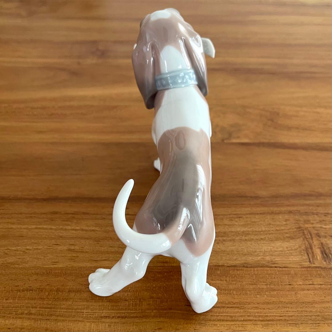 リヤドロ フィギュリン 新聞屋さん 犬 置物 インテリア 人形 磁器