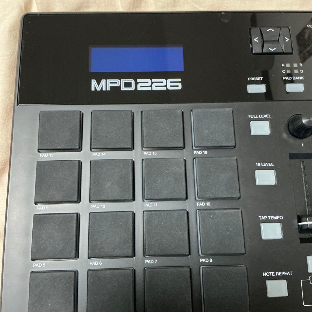 AKAI MPD226 MIDIパッド 動作良好 USBケーブル付 DTM - メルカリ