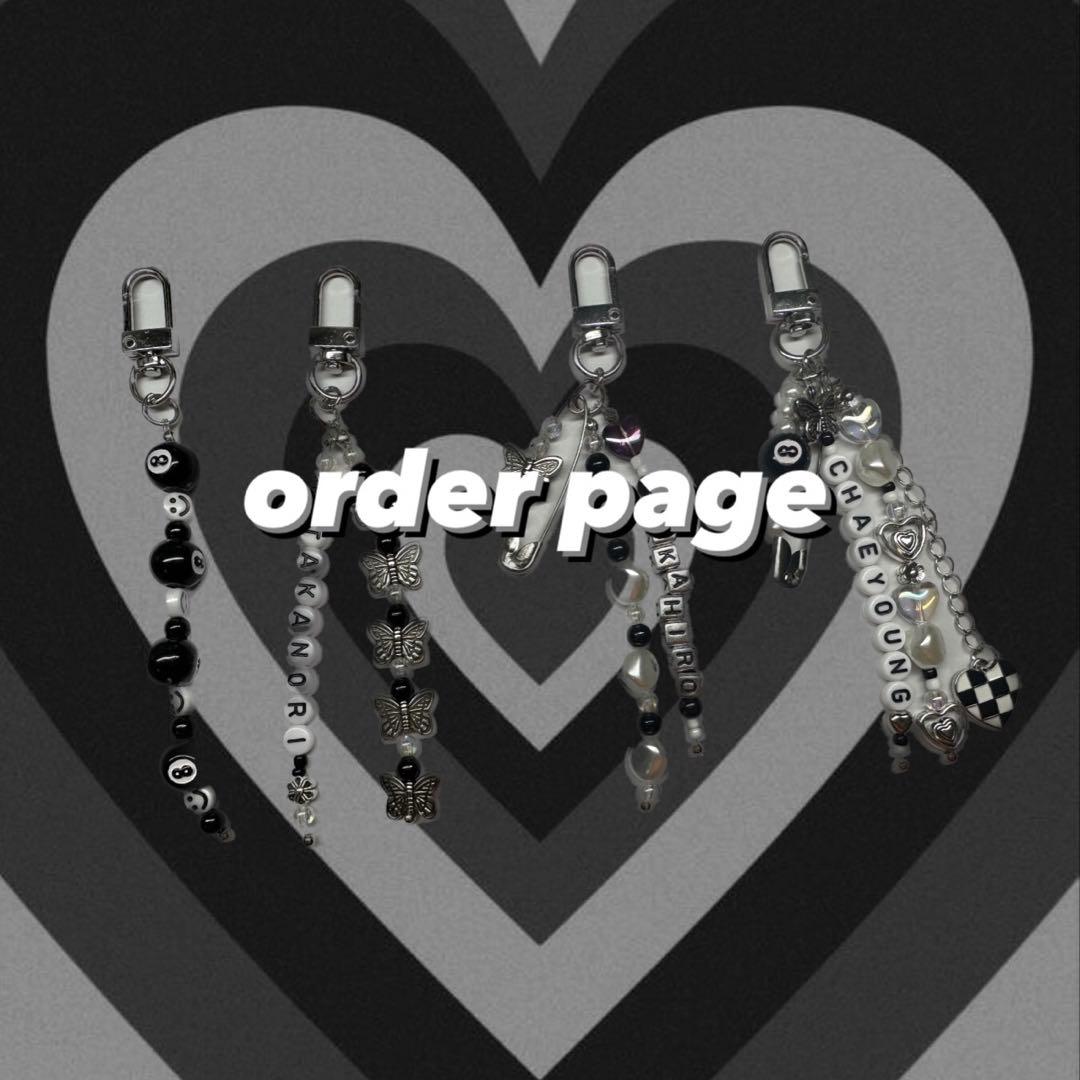 ビーズキーホルダー 韓国 （オーダーページ） ビーズキーホルダー オーダーページ 韓国 カラフル - メルカリ