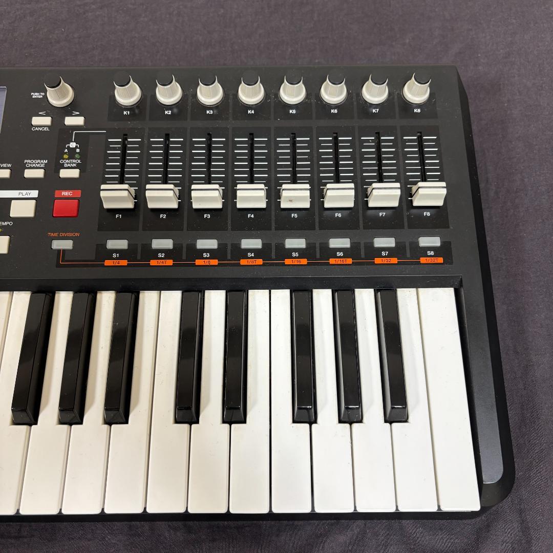 ジャンク（一部動作不良）】AKAI MPK 49 MIDI キーボード - メルカリ