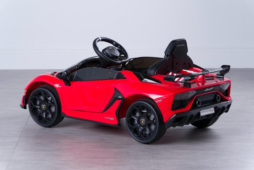 ラスト1台 傑作スーパーカー「アヴェンタドールSVJ」が遂に電動乗用