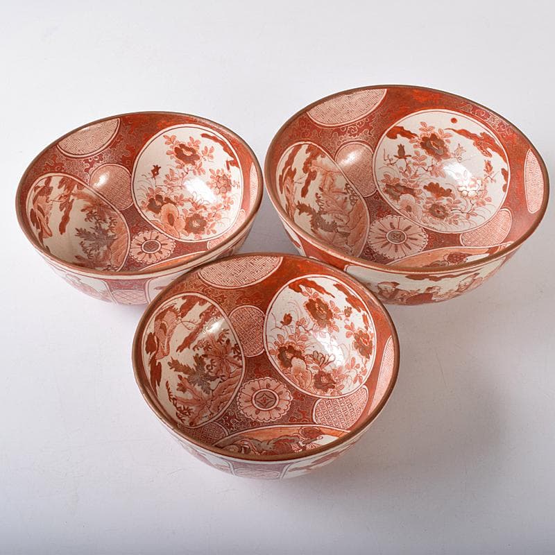 九谷焼 古九谷 赤絵金彩 窓絵 人物花鳥文 三ッ組鉢 時代箱付 U R8370