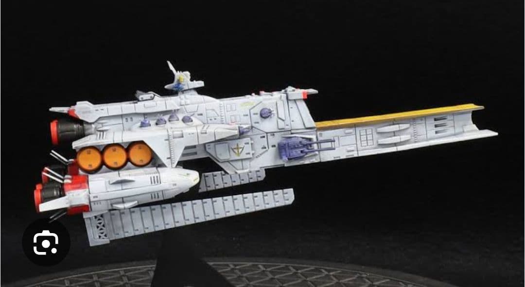 1/1700 機動戦士ガンダム クラップ級巡洋艦レジンキット コスモ