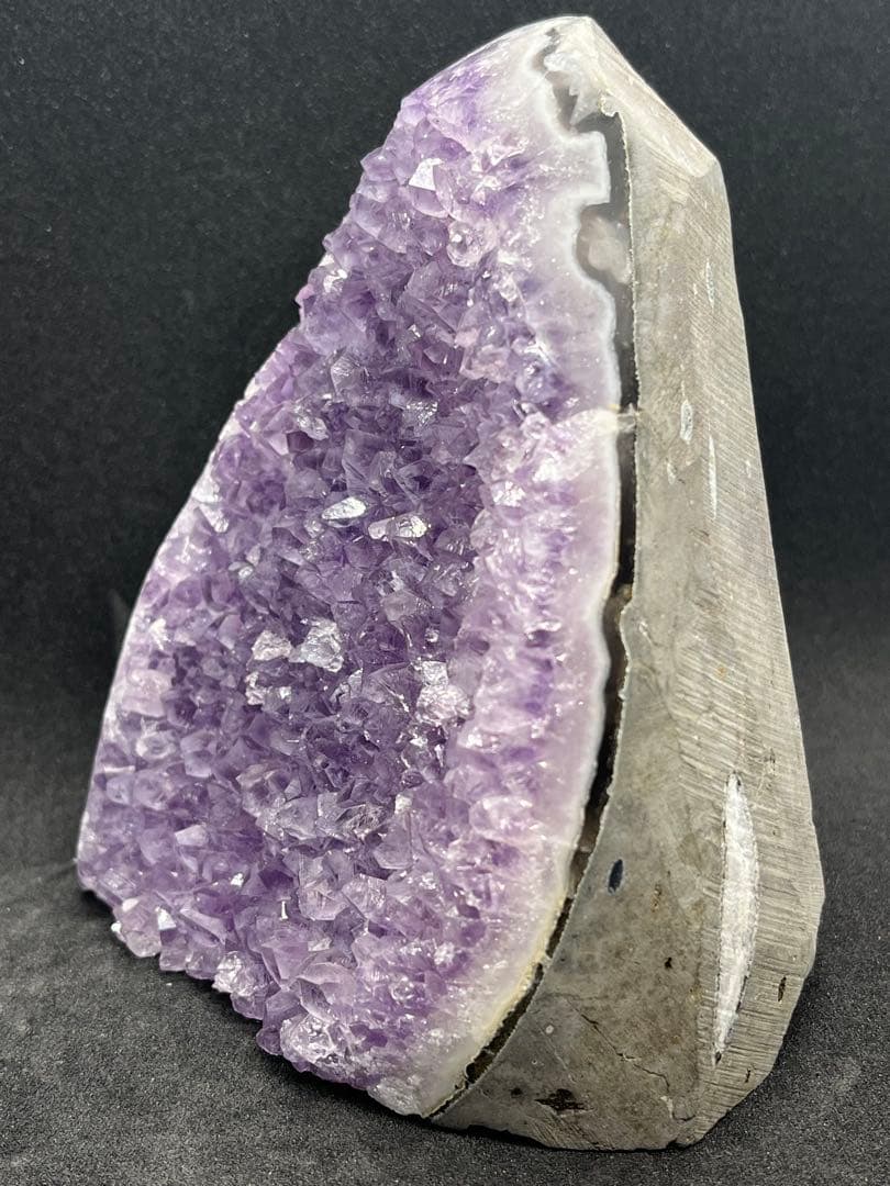 【目標達成】アメジストドーム 縦長型 875.5g