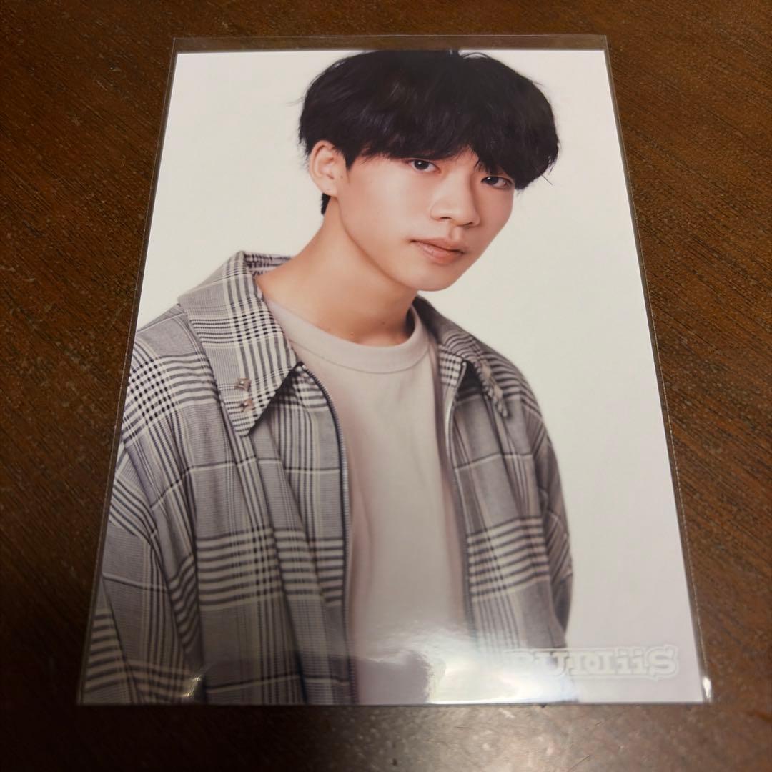 BUDDiiS SHOOT 森愁斗 生写真 #001 - メルカリ