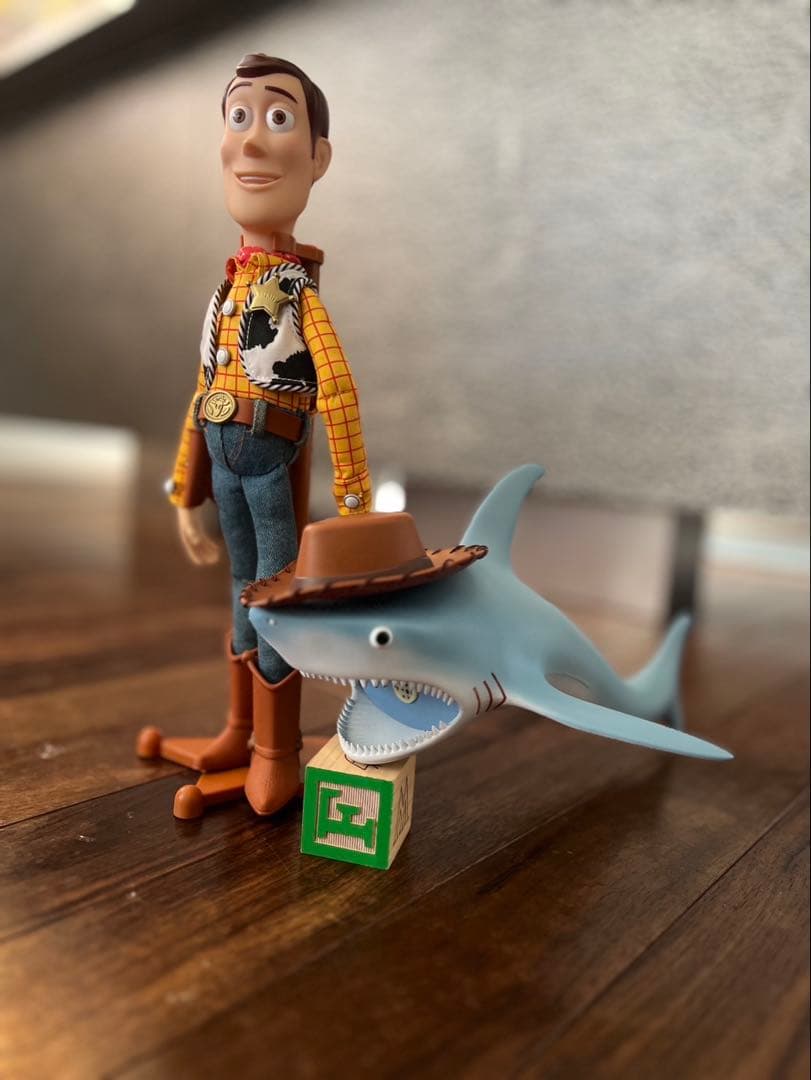 トイストーリー アンディの部屋 ミスターシャーク Mr. Shark 実物大