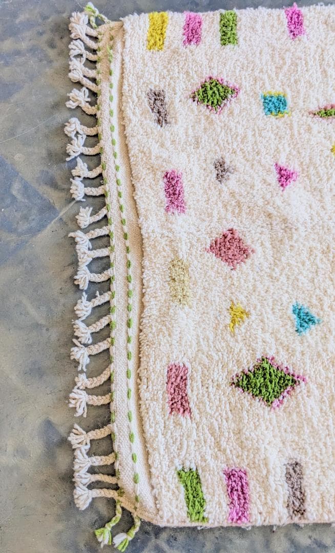 限定セール】新品未使用品モロッコラグ-アジラルラグ-No5 118×157