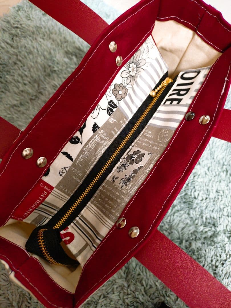 《ハンドメイド商品》廃盤3カラー小関鈴子さんパッチワーク生地♡トートバッグ♡