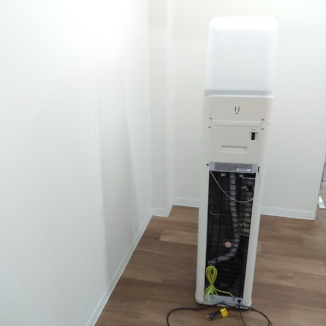 若《PCLQS》ウォーターサーバー　HC98L-WD　AM2　ホワイト