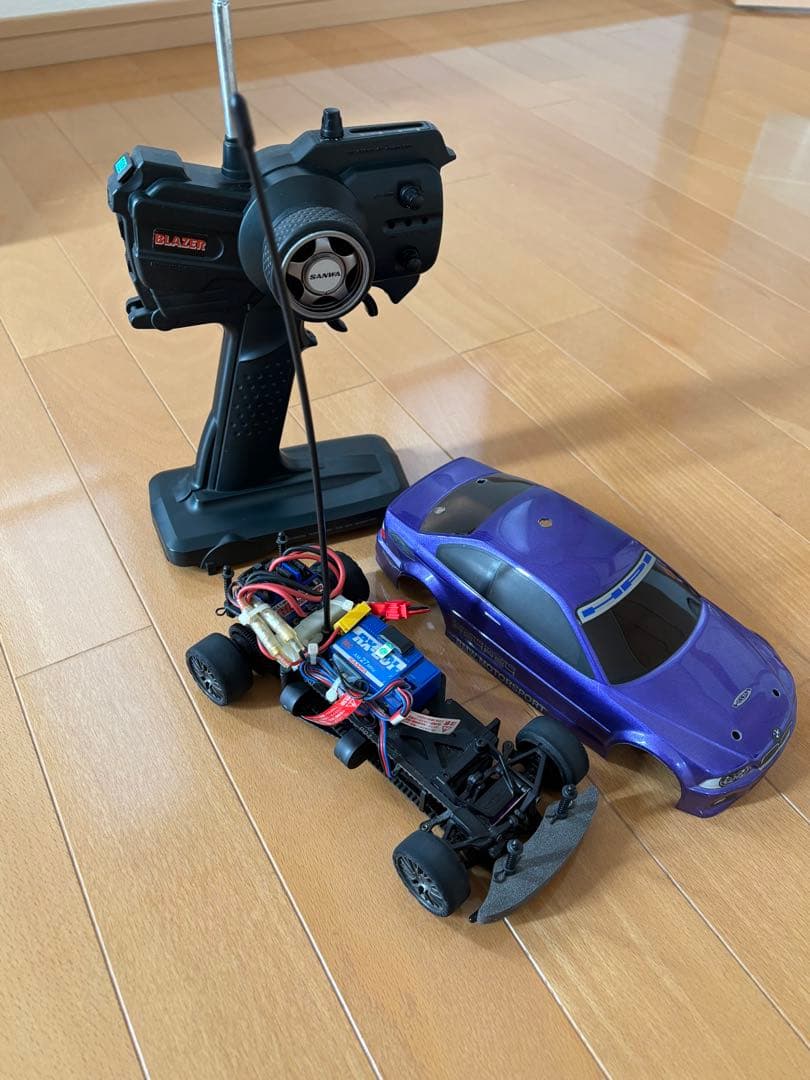京商HPI ラジコンコントローラ付き BMW パープル