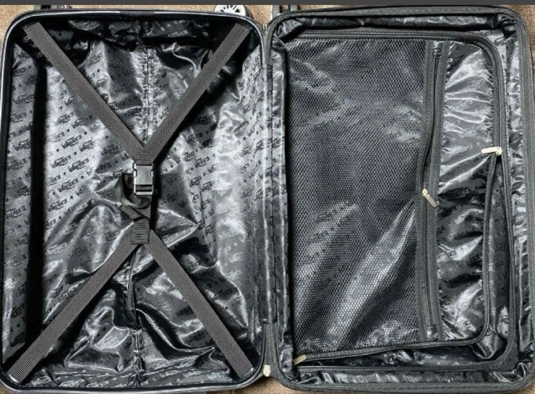 矢沢永吉キャリーケース！ E.YAZAWAロゴ星レッド - メルカリ