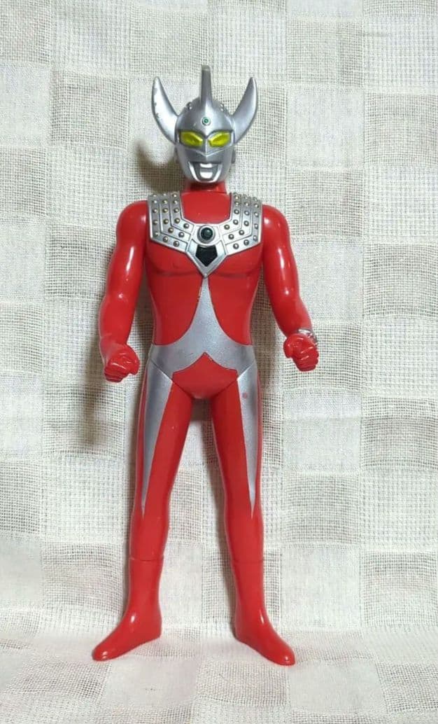 大きいウルトラマンタロウ サウンドバトラー - メルカリ