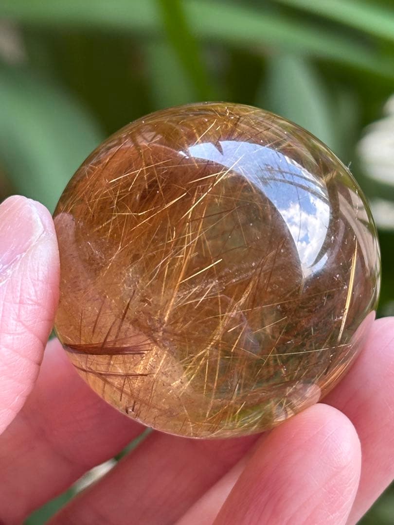 ゴールドルチル　クォーツ　スフィア　スモーキー　4.06cm 透明度高　天然石