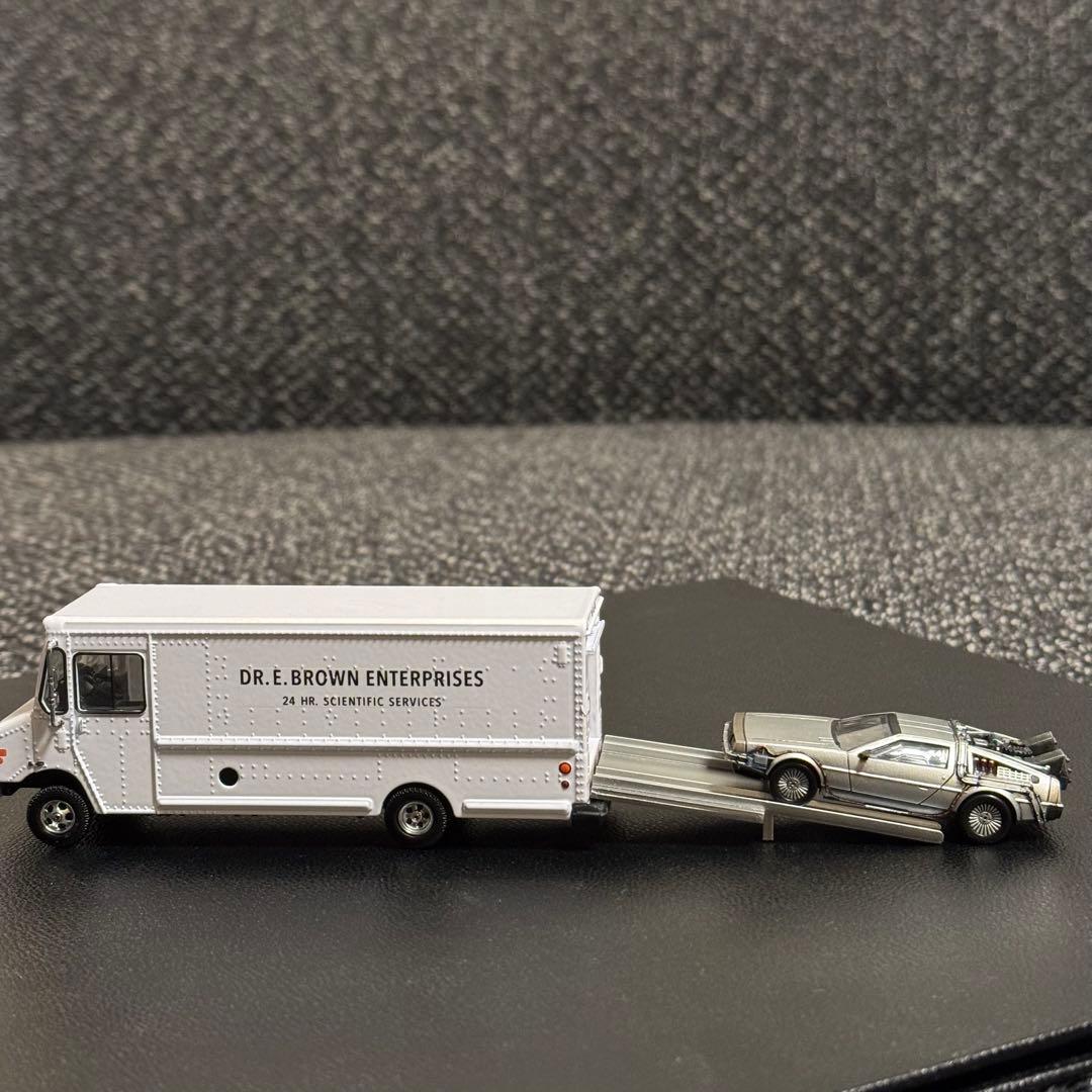 ドクのバン カスタム バックトゥザフューチャー デロリアン ① - メルカリ