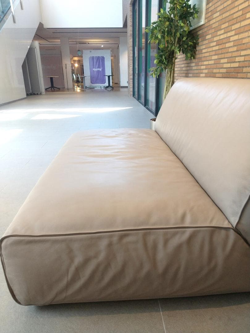 如月セール□美品□arflex MERCADO130 レザーソファ - メルカリ