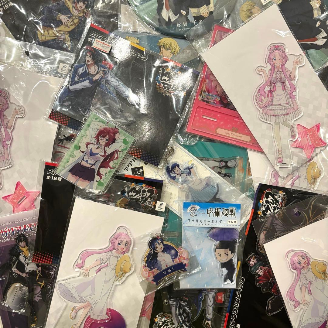鬼滅の刃 ワンピース ラブライブ！アニメグッズ まとめ売り 大量 1500