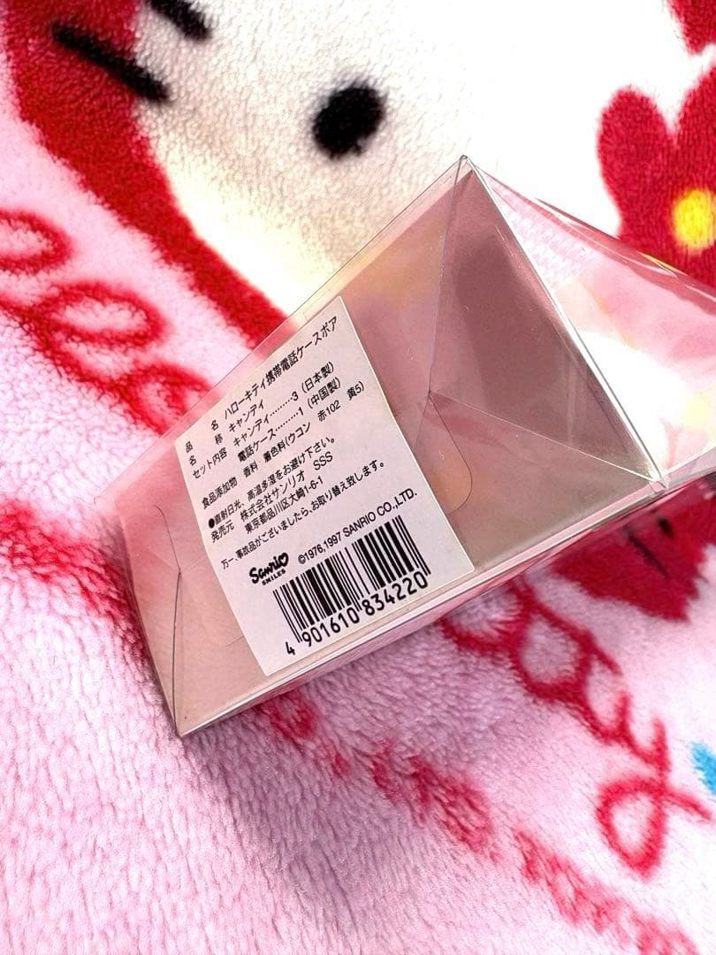 新品 激レア カオハナ ハローキティ クッション ボアポーチ 携帯ケース