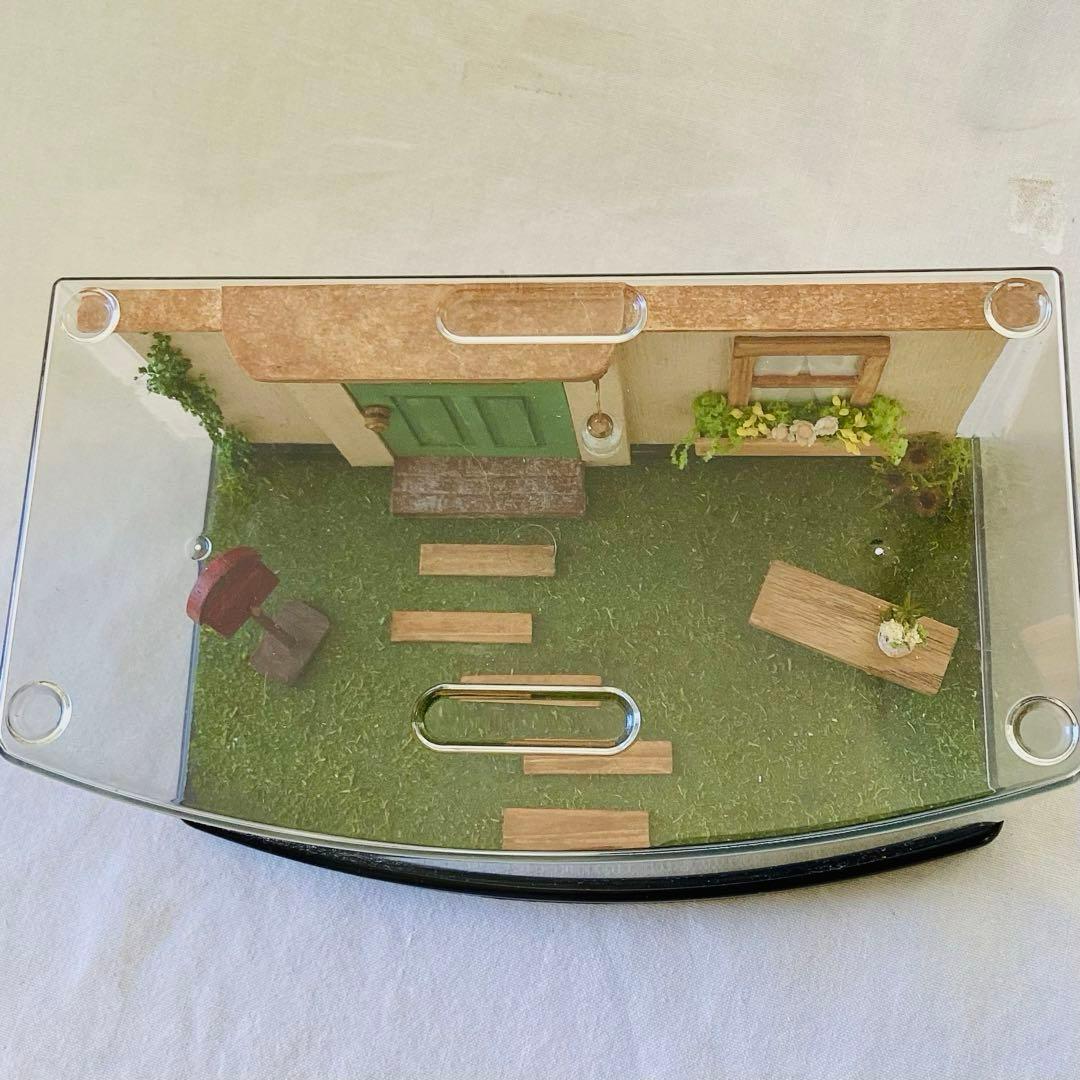 参考画像 緑のドアのエントランス ミニチュア ドールハウス シルバニア