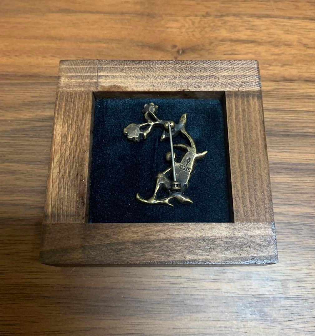 Déraciné × TORCH TORCH】妖精のブローチ - メルカリ