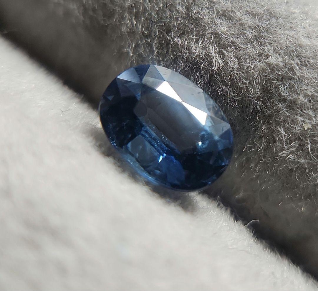 天然ブルーサファイア 0.720ct