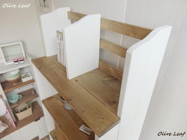 サイズオーダー可！スリム仕切り4段ラック○シャビーホワイト天然木