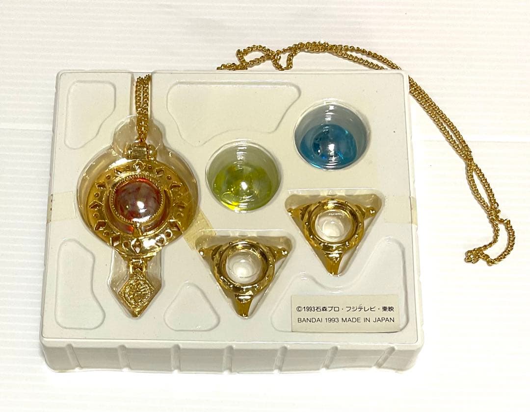 シュシュトリアン バルミラクルペンダント 有言実行三姉妹