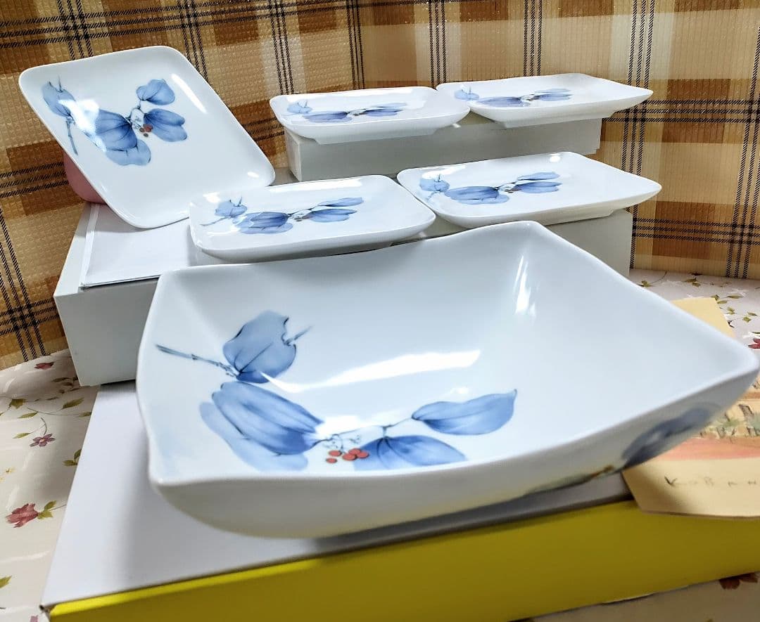 ○5589#1120 香蘭社/角大鉢1点、角銘々皿5点(共に山帰来) 1019 - メルカリ