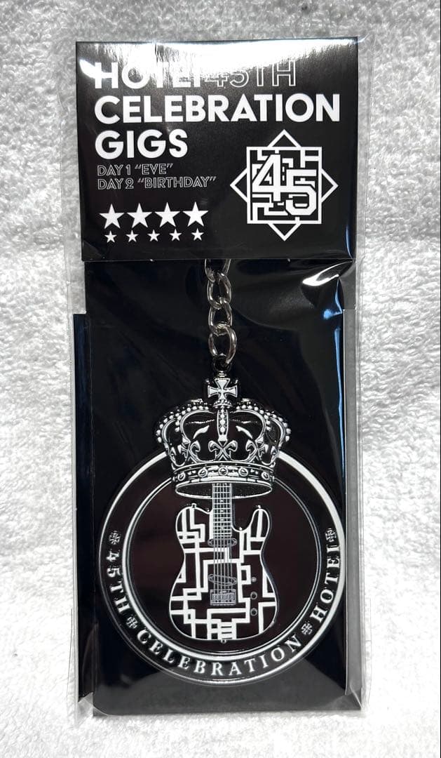 HOTEI 45th エンブレム メタルキーホルダー 布袋寅泰 - メルカリ