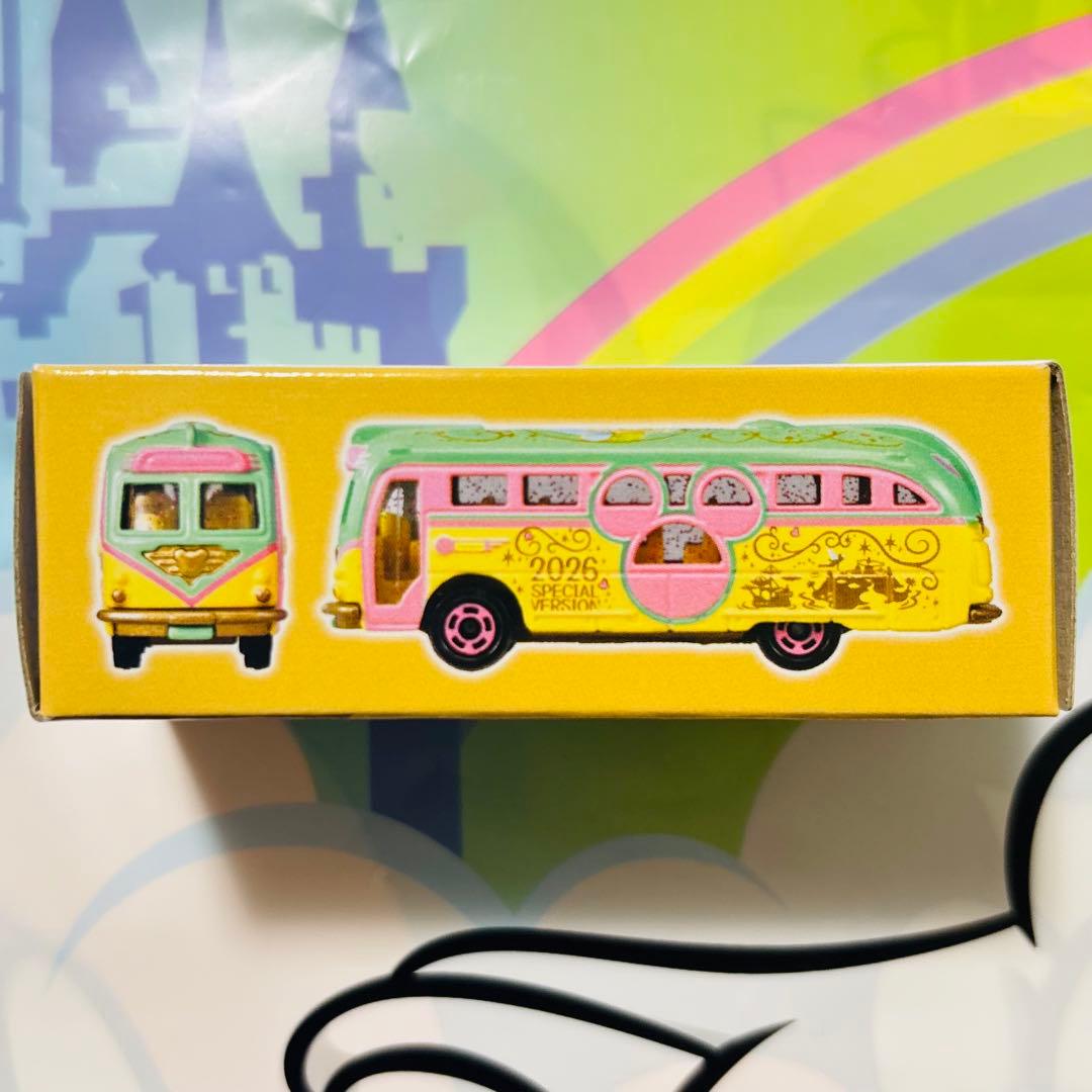 ディズニー⭐️トミカ 2026スペシャルバージョン リゾートクルーザー