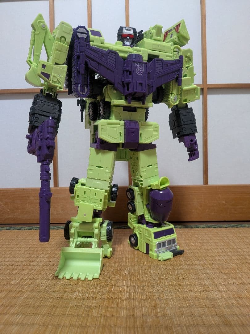 トランスフォーマー　ss デバステーター SS デバステーターで遊ぶ - YOの玩具箱