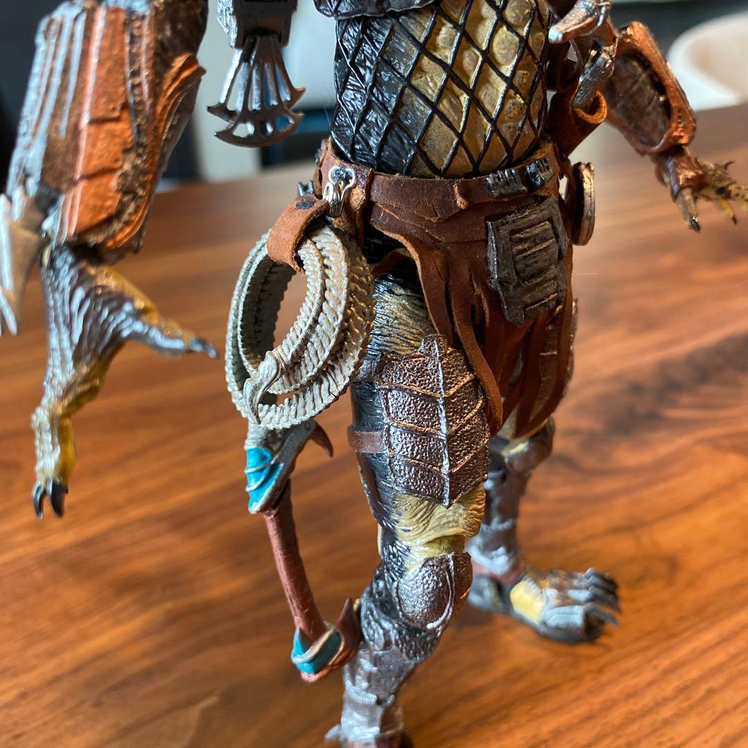 ネカ ウルフプレデターフィギュア カスタム - メルカリ