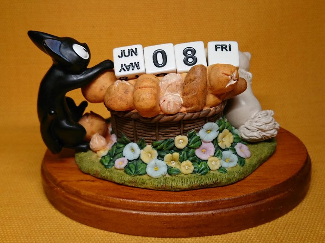 美品】ジブリジジリリー置物インテリア工芸品美術品A1202