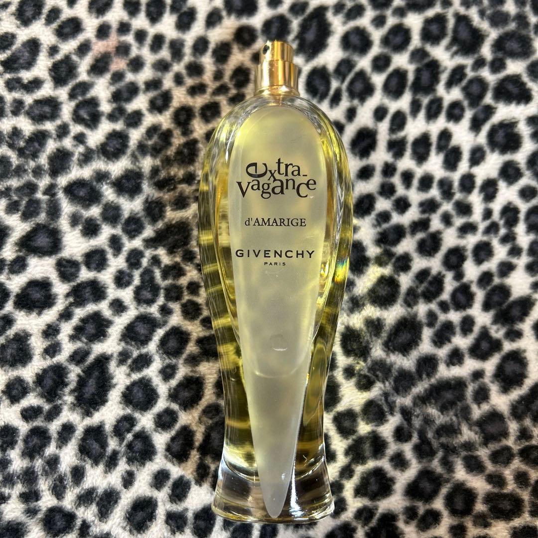 Givenchy extravagance 箱・蓋なし LCP_DESINVOLTE_RANGE.jpg?sw=