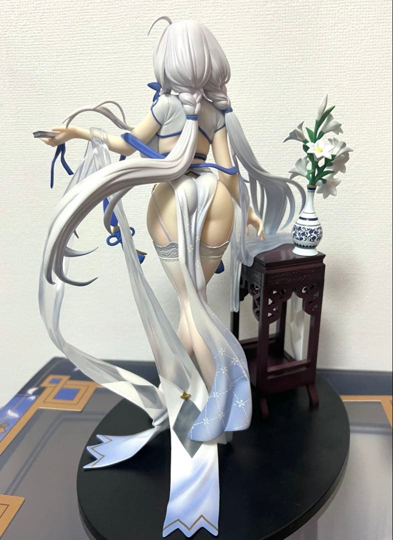 アズールレーン イラストリアス オトメユリの輝きVer. 1/7フィギュア