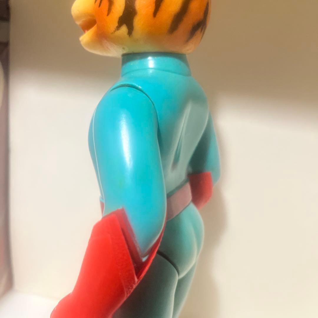 ブルマァク製 鉄人タイガーセブン ファイトグローブ付 ソフビ