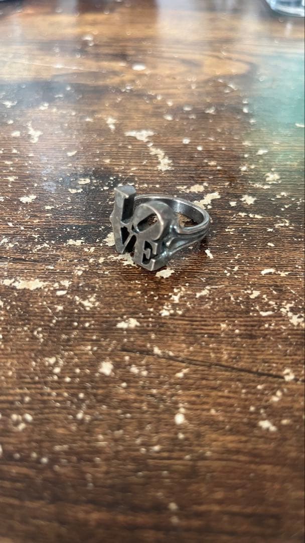 ロバート・インディアナ《LOVE》モチーフ ゴリング