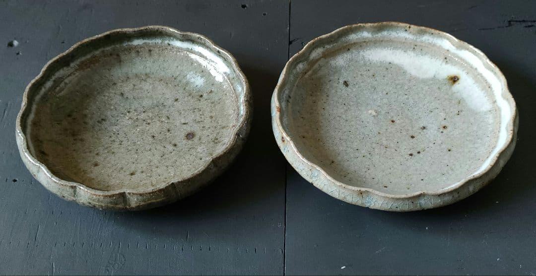 川口武亮／輪花皿 樫灰輪花三島四寸半皿 | 商品 | つたう