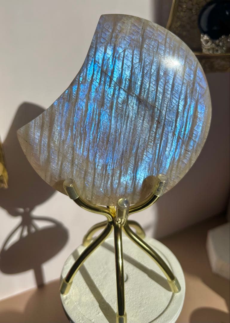 《強ブルーシラー✰》グレームーンストーン　月　カービング　BIG size