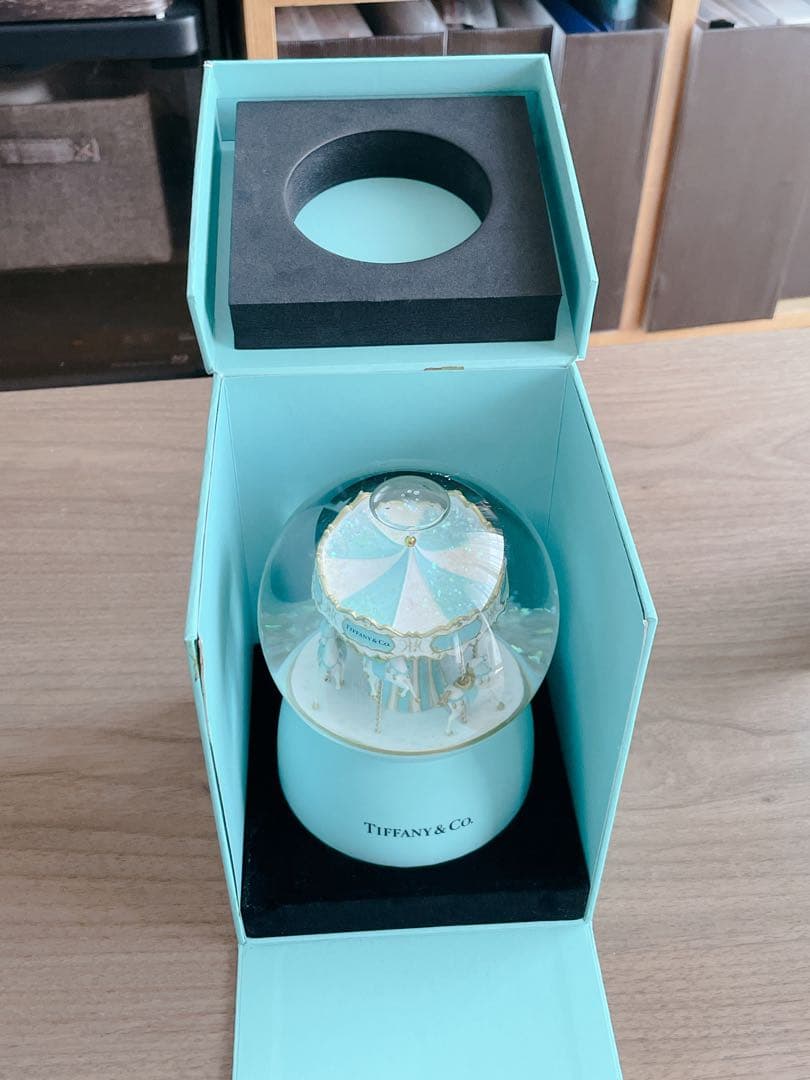 ティファニー オルゴール スノードーム メリーゴーランド - メルカリ