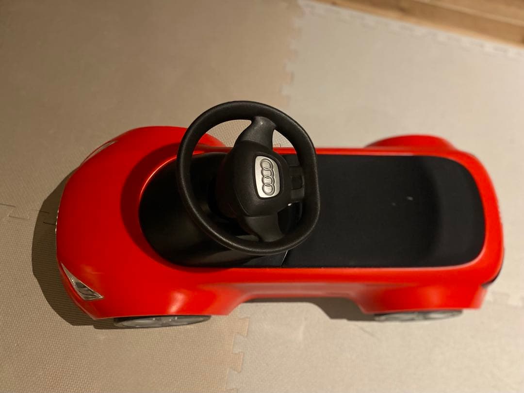 Audi 純正 TT 乗用玩具 スポーツカー ジュニアクアトロ おもちゃの