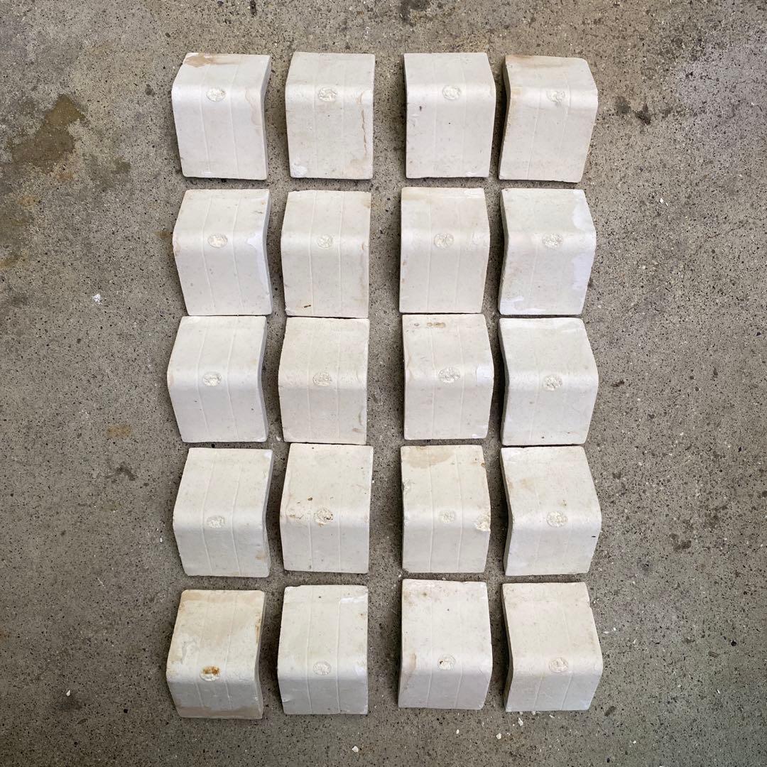 中古】陶芸窯用具 L型支柱 ツク ①高さ4.4cm 20個セット - メルカリ